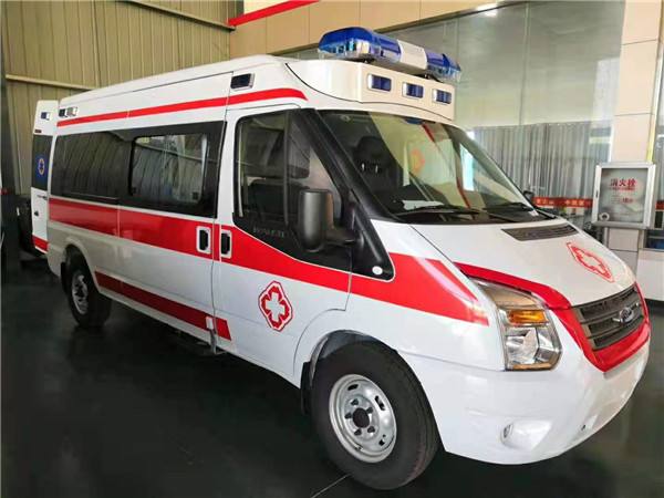 白沙福特v362救护车